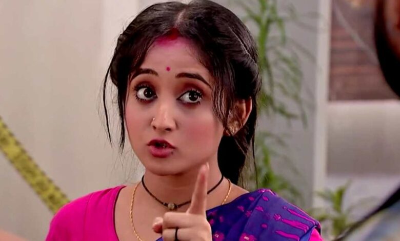 Mithai, soumitrisha kundu, Tollywood actress, Zee 5 এটা তোমাদের থেকে আশা করিনি, তোমরা ফ্যান?' অনুরাগীর কান্ড দেখে ক্ষোভ প্রকাশ সৌমিতৃষারMithai actress Soumitrisha Kundu angry on netizens.