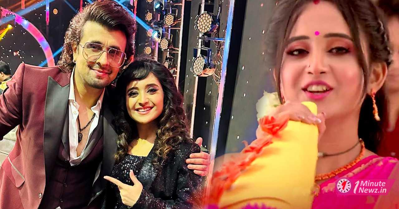 viral actress soumitrisha's photo with singer sonu nigam