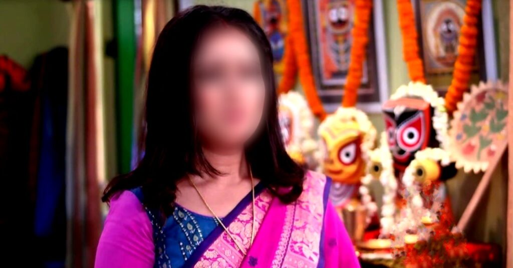 neem phooler madhu actress suddenly leave serial